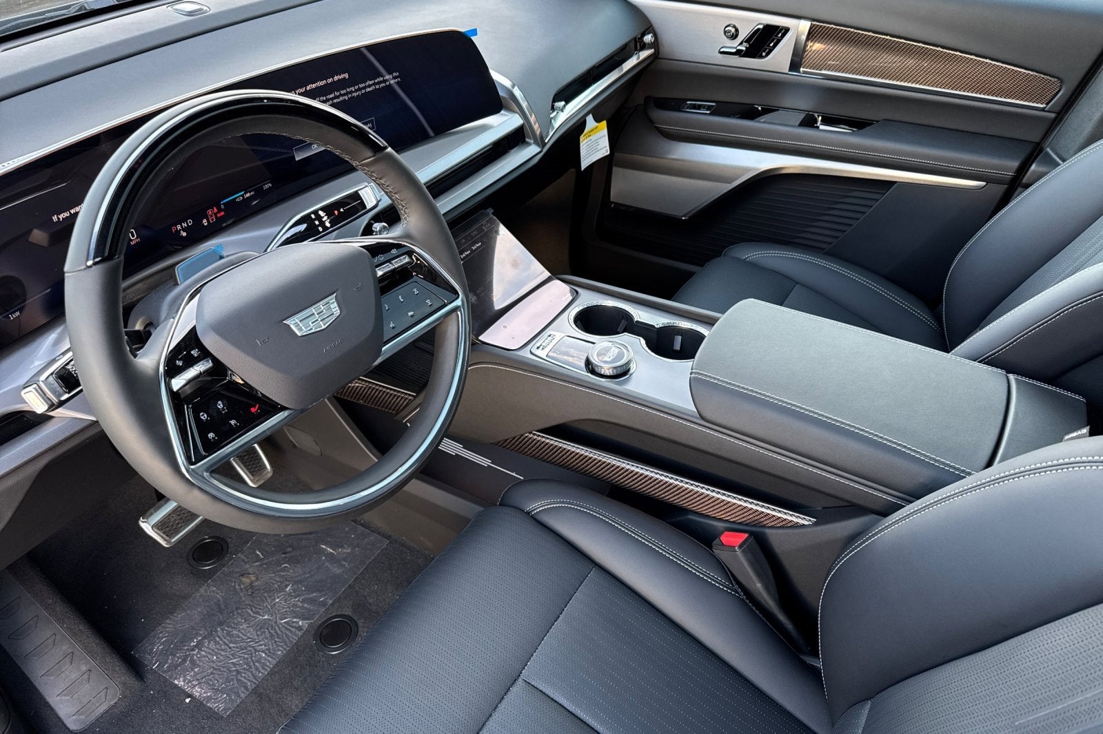 2026 Cadillac VISTIQ Luxury