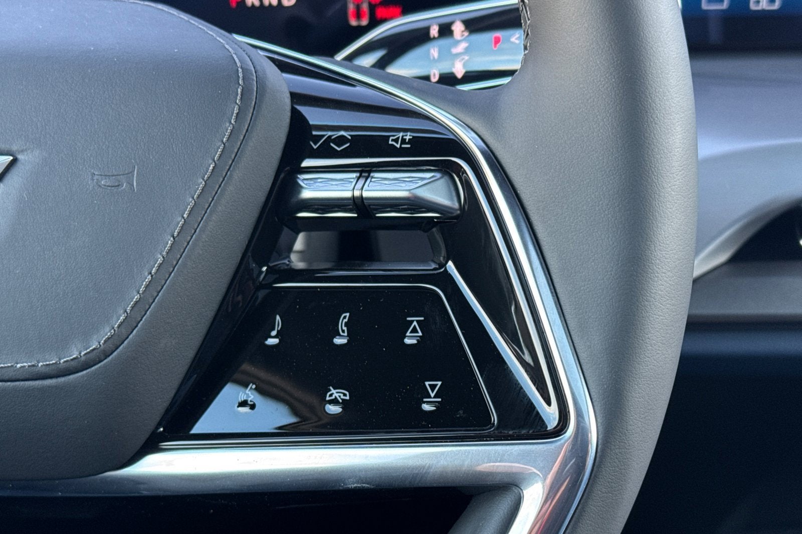 2026 Cadillac VISTIQ Premium Luxury