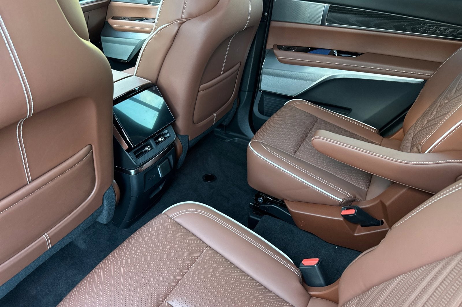 2026 Cadillac VISTIQ Platinum