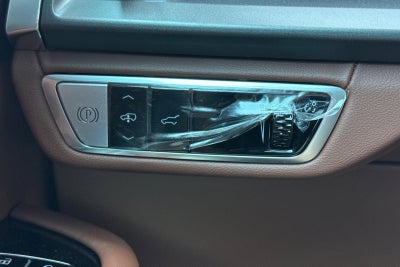 2026 Cadillac VISTIQ Platinum