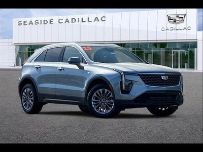 2025 Cadillac XT4 Premium Luxury