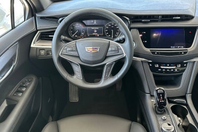 2026 Cadillac XT5 Luxury