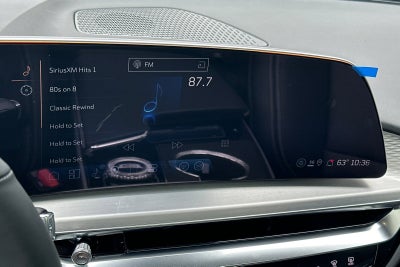 2025 Cadillac LYRIQ Luxury 1