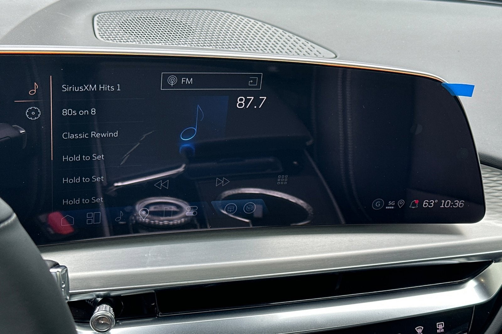 2025 Cadillac LYRIQ Luxury 1