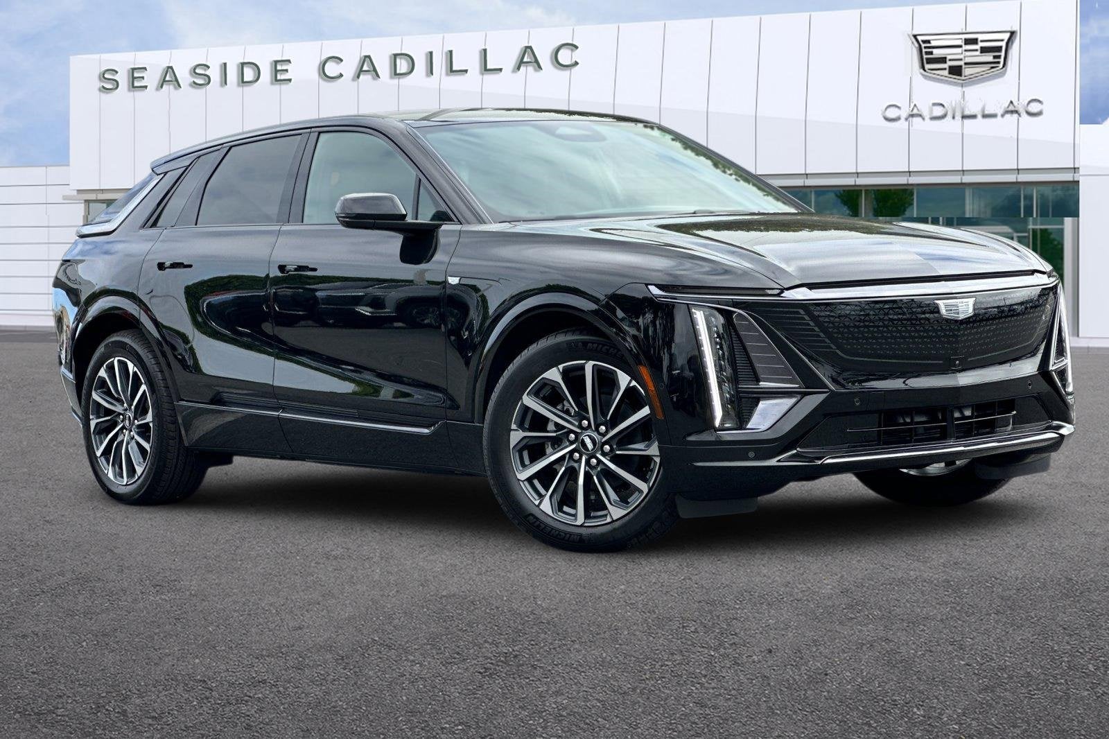 2025 Cadillac LYRIQ Sport 1