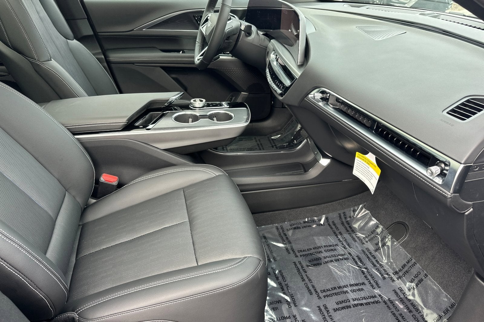 2025 Cadillac LYRIQ Sport 1