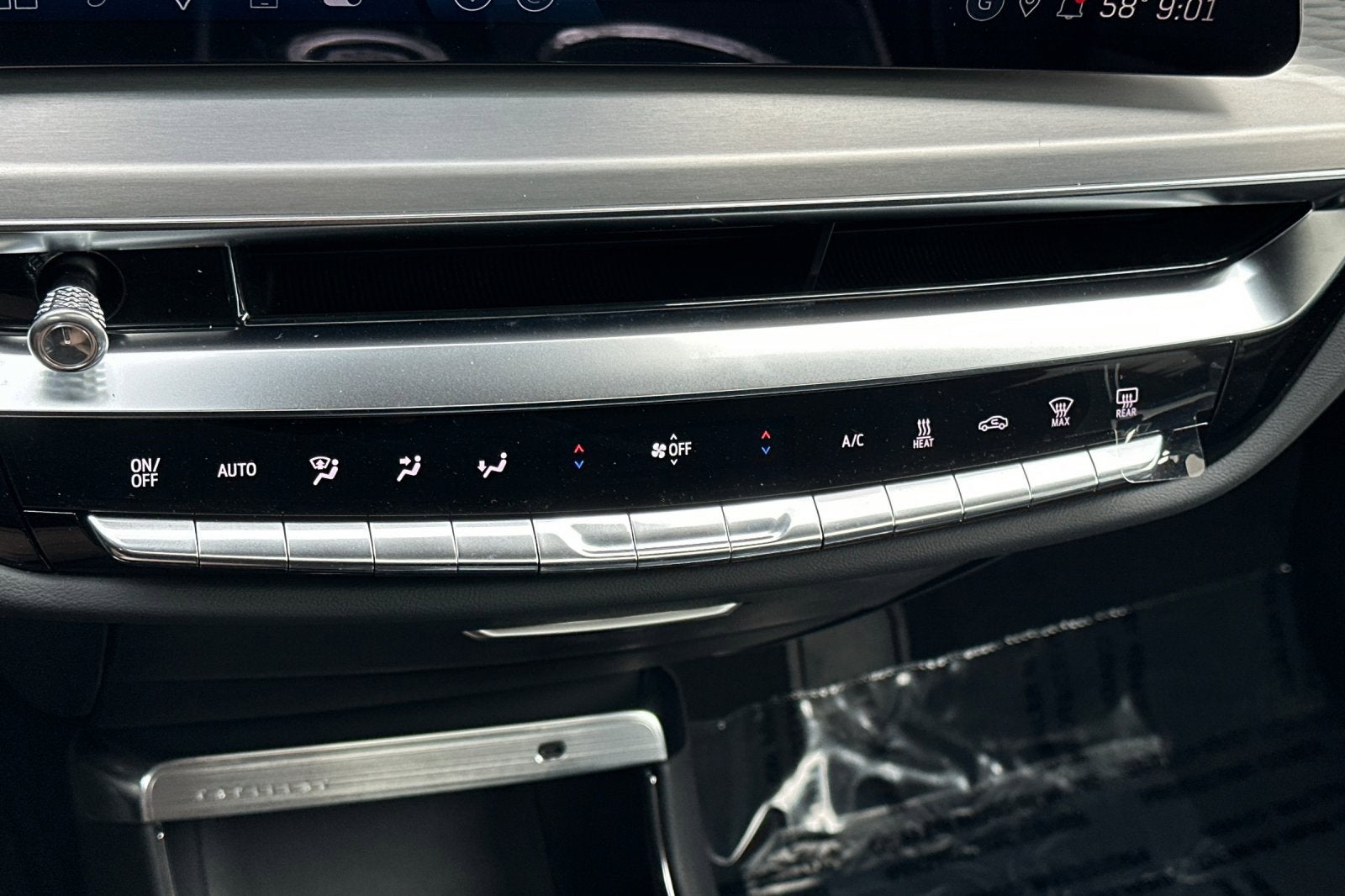 2025 Cadillac LYRIQ Sport 1