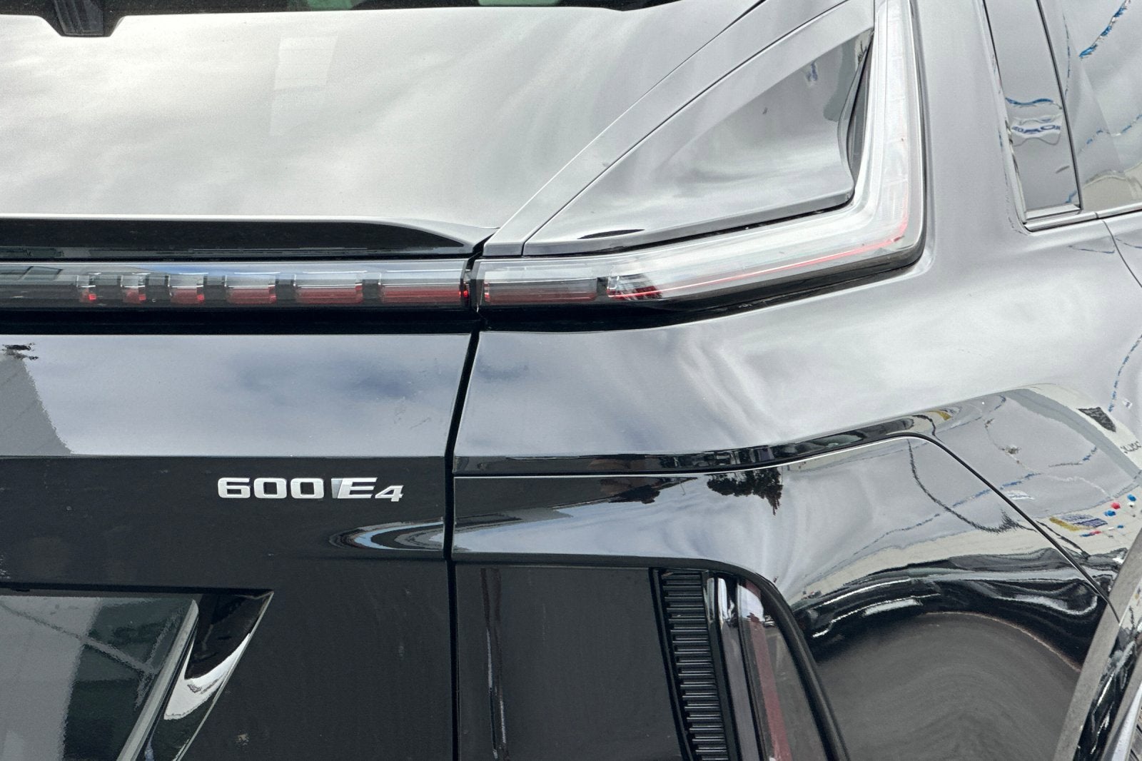 2025 Cadillac LYRIQ Sport 1