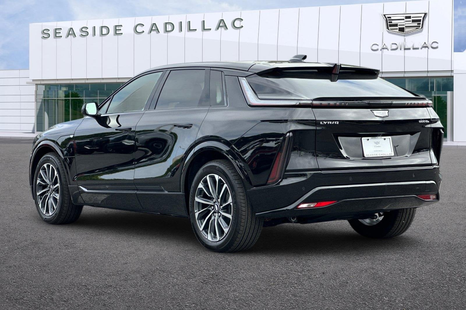 2025 Cadillac LYRIQ Sport 1