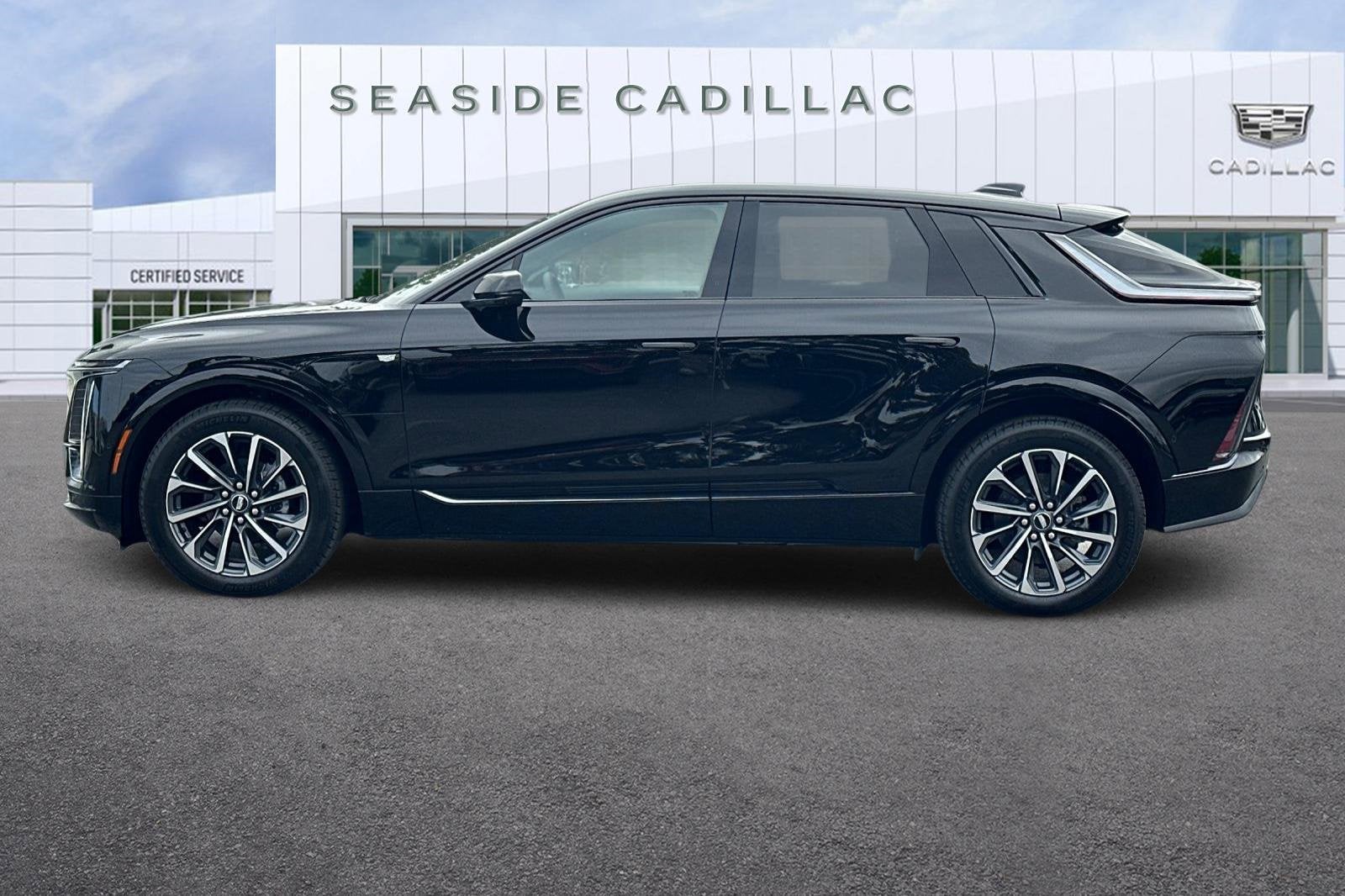 2025 Cadillac LYRIQ Sport 1