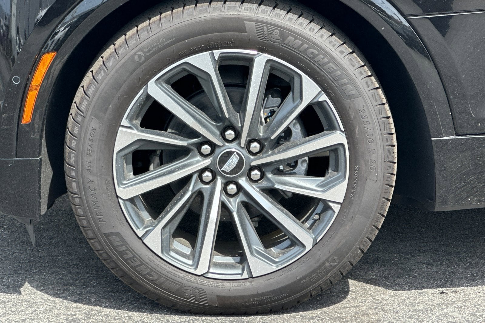 2025 Cadillac LYRIQ Sport 1