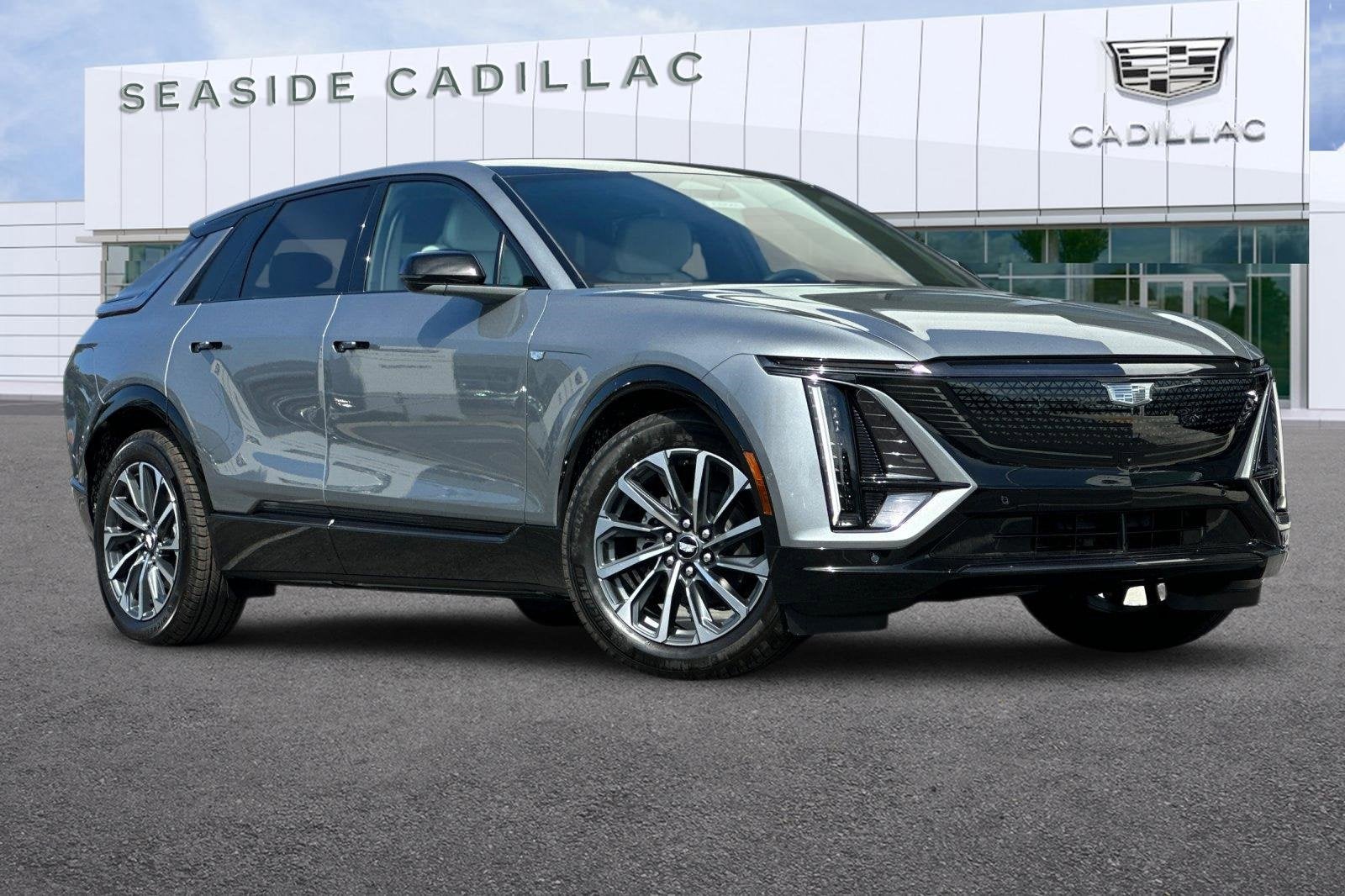 2025 Cadillac LYRIQ Sport 1