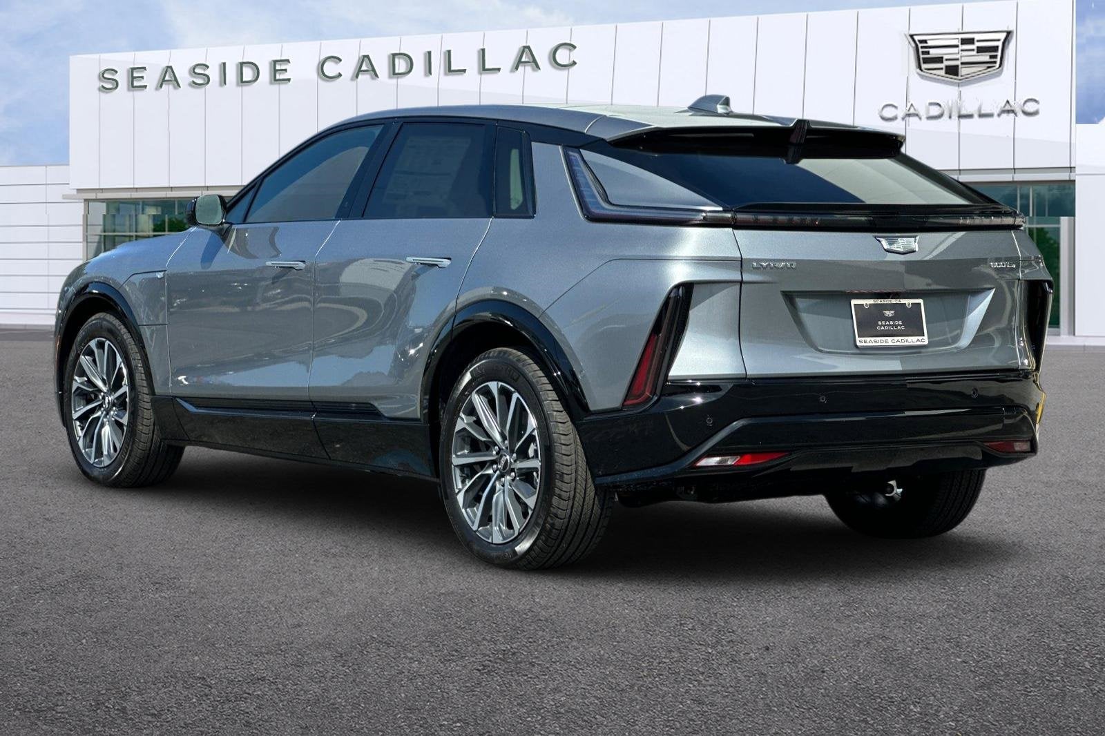 2025 Cadillac LYRIQ Sport 1