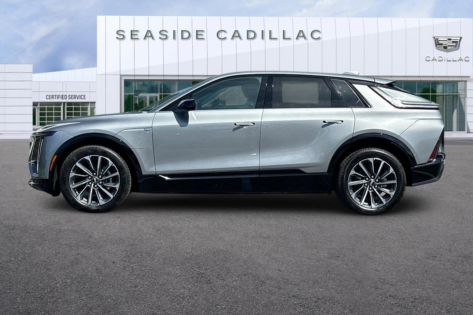 2025 Cadillac LYRIQ Sport 1