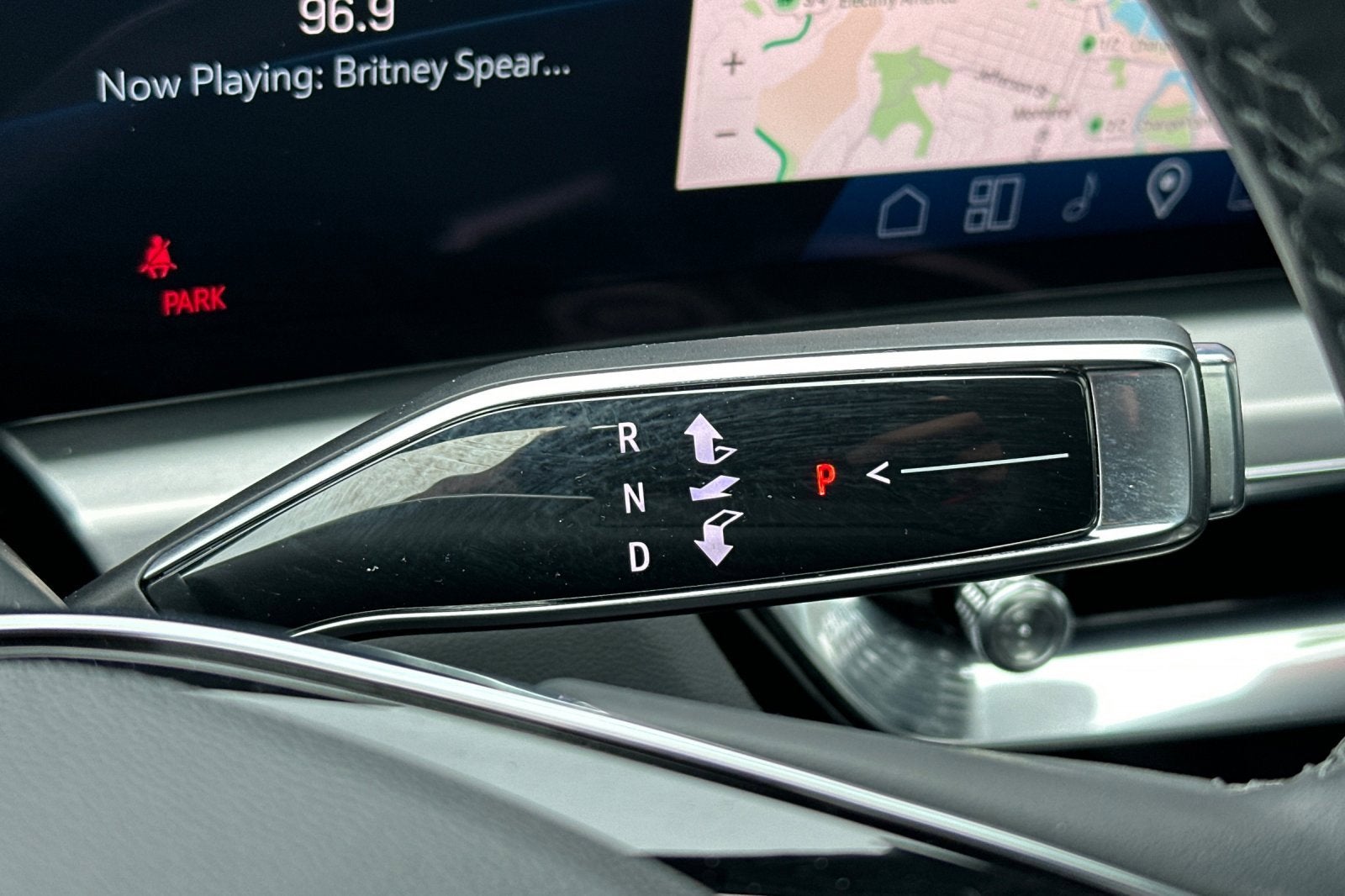 2025 Cadillac LYRIQ Sport 2