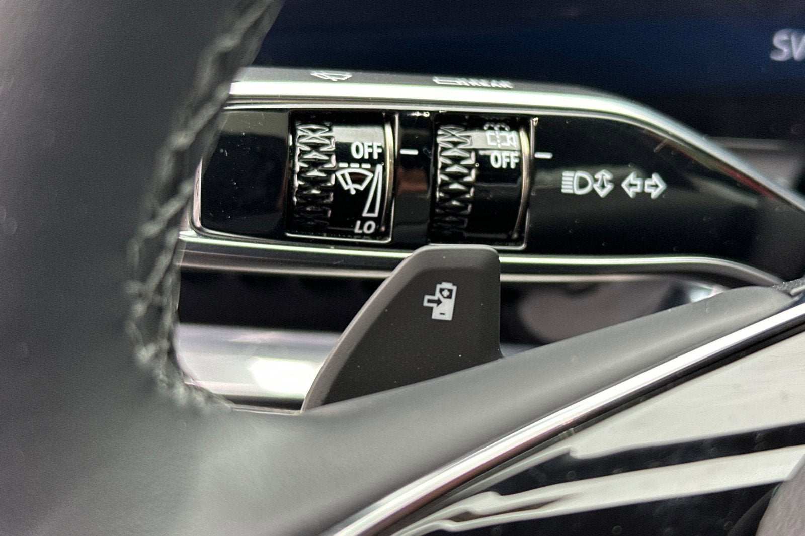 2025 Cadillac LYRIQ Sport 2