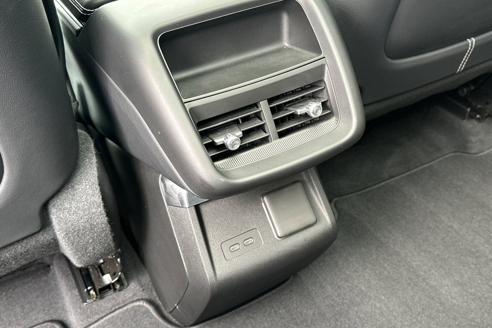 2025 Cadillac LYRIQ Sport 2