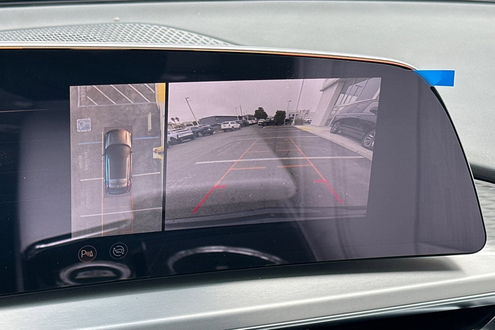 2025 Cadillac LYRIQ Sport 2