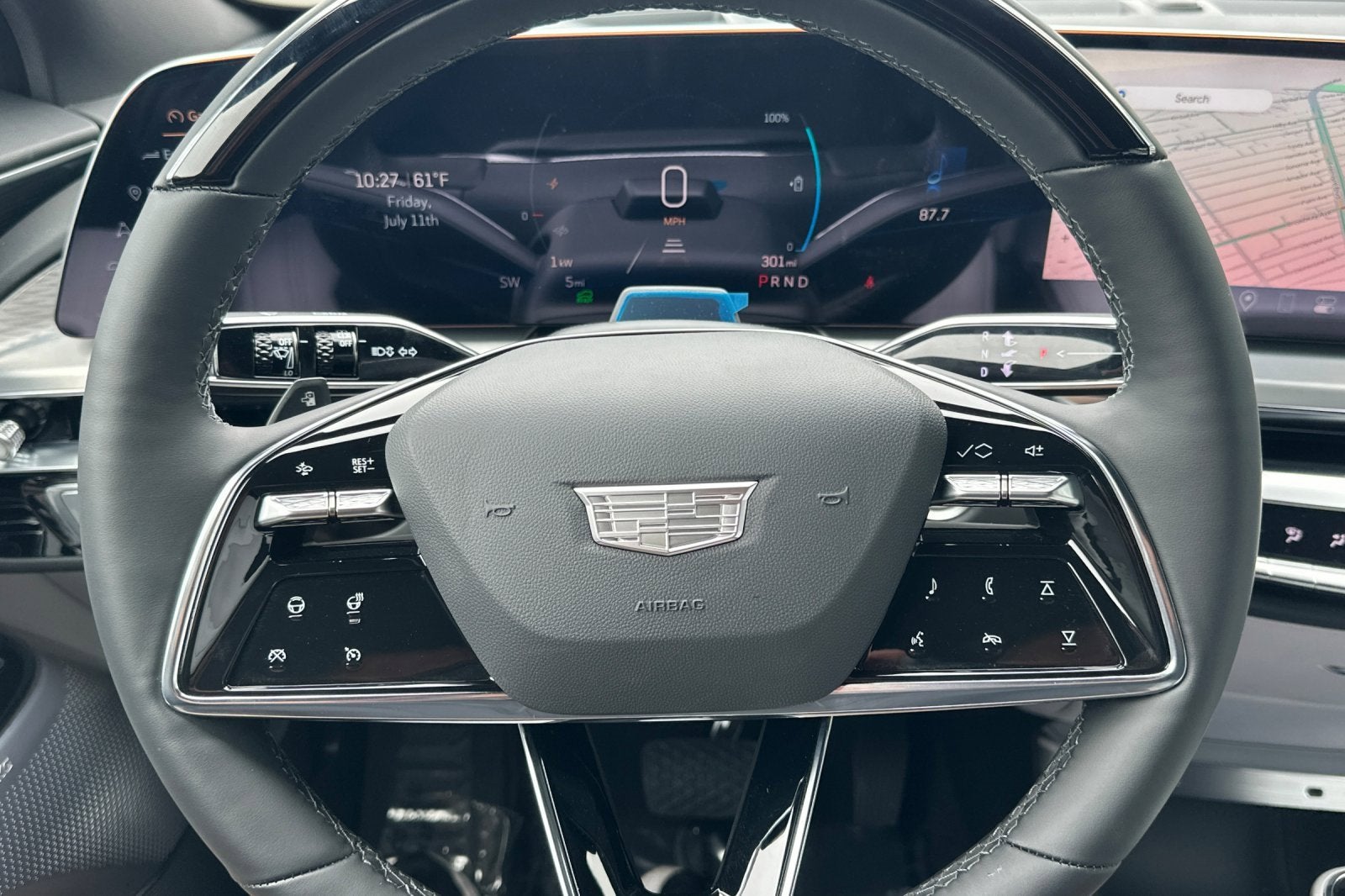 2025 Cadillac LYRIQ Sport 2