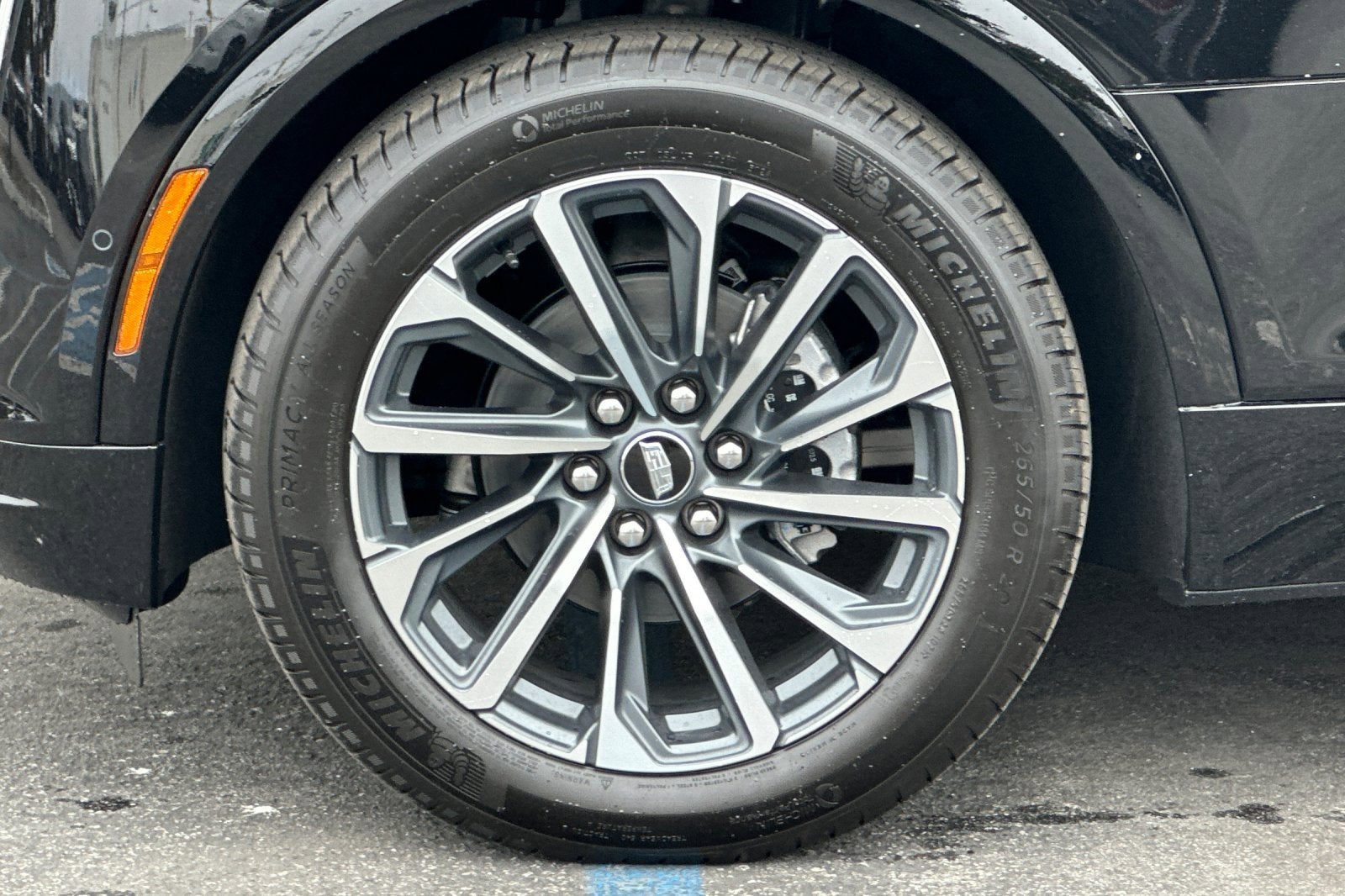 2025 Cadillac LYRIQ Sport 2