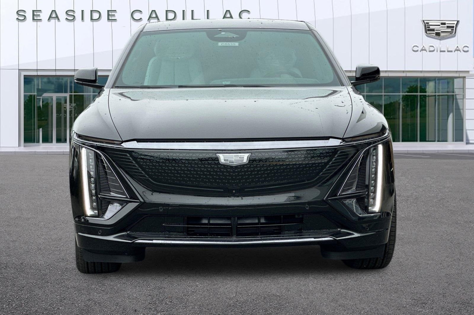 2025 Cadillac LYRIQ Sport 2