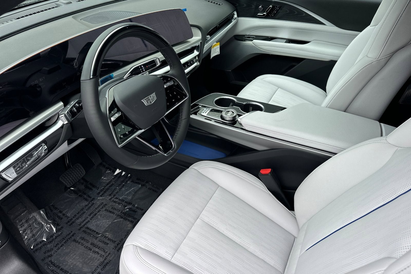 2025 Cadillac LYRIQ Sport 2