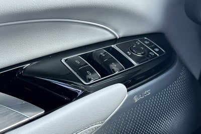 2025 Cadillac LYRIQ Sport 2