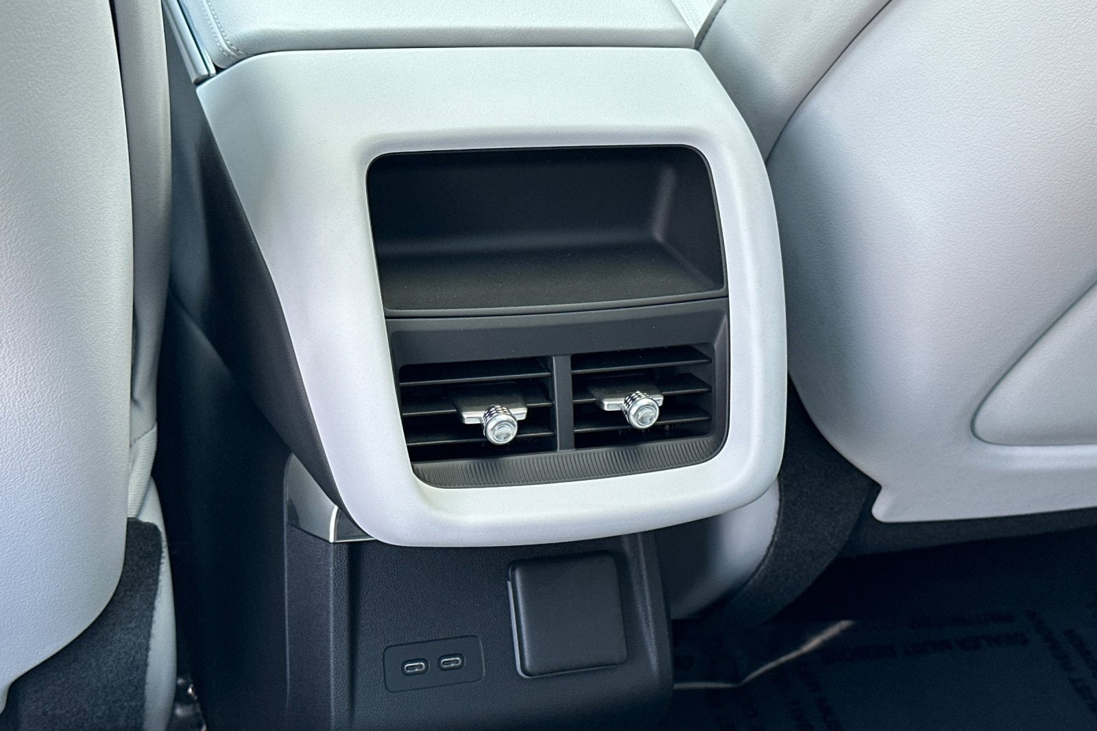 2025 Cadillac LYRIQ Sport 2