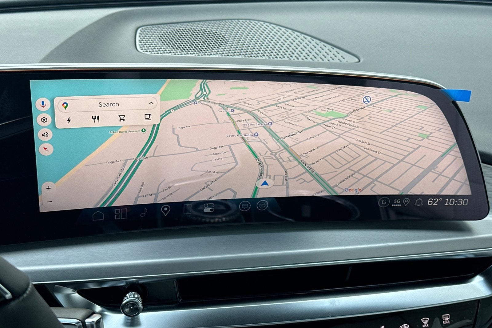 2025 Cadillac LYRIQ Sport 2