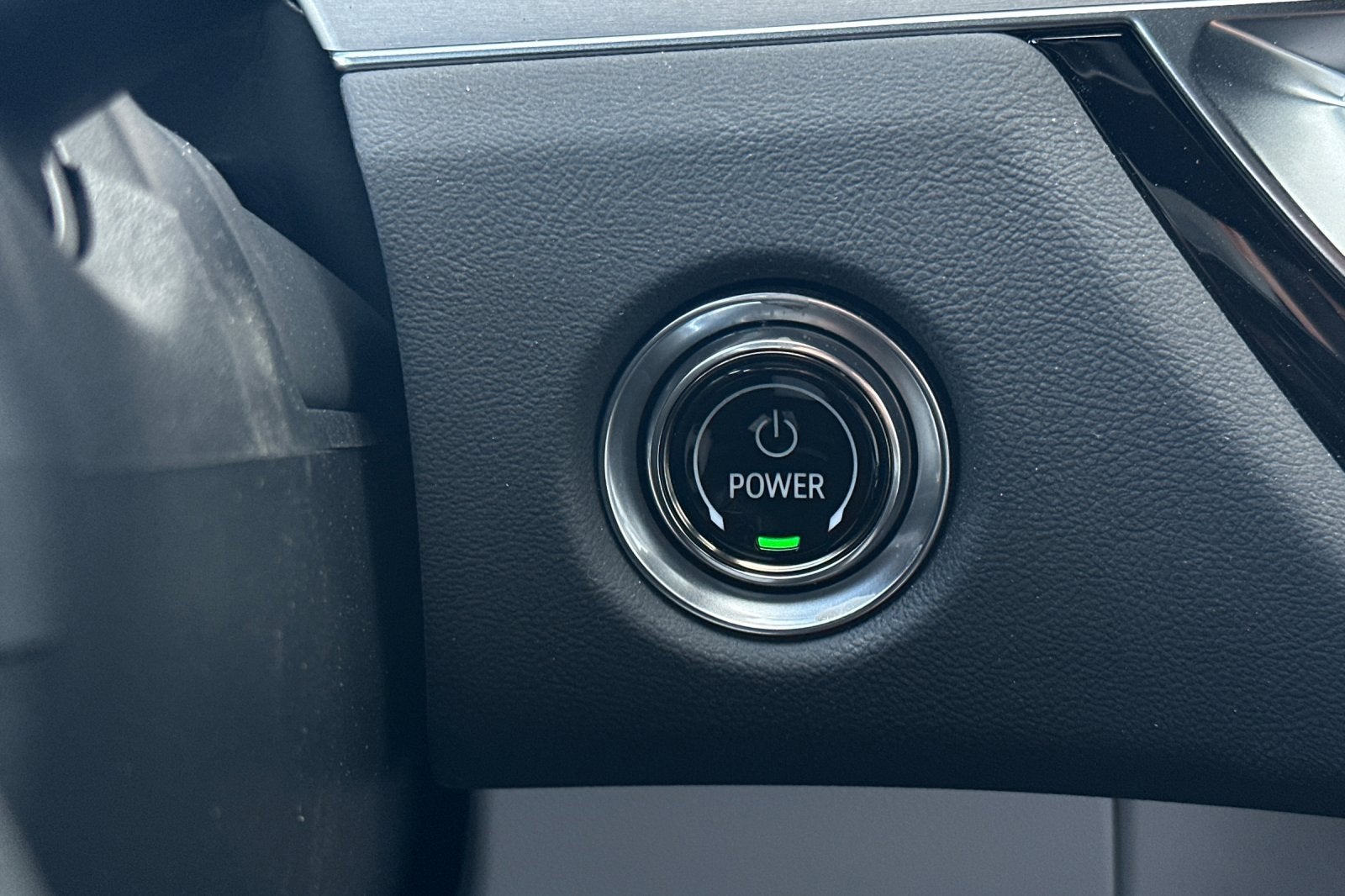 2025 Cadillac LYRIQ Sport 2