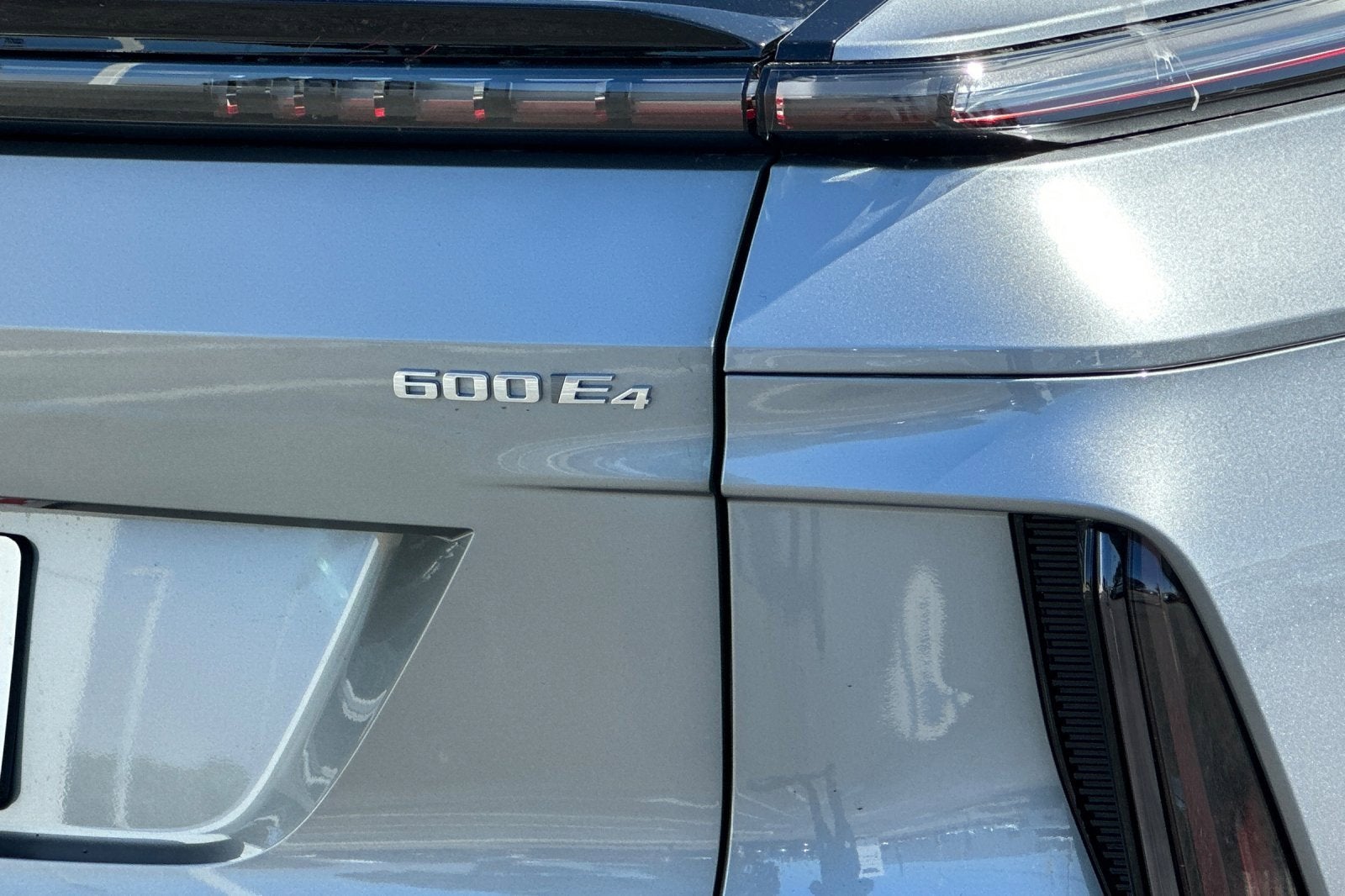 2025 Cadillac LYRIQ Sport 2