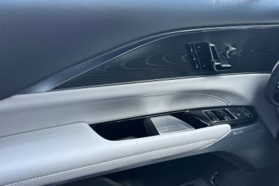 2025 Cadillac LYRIQ Sport 2