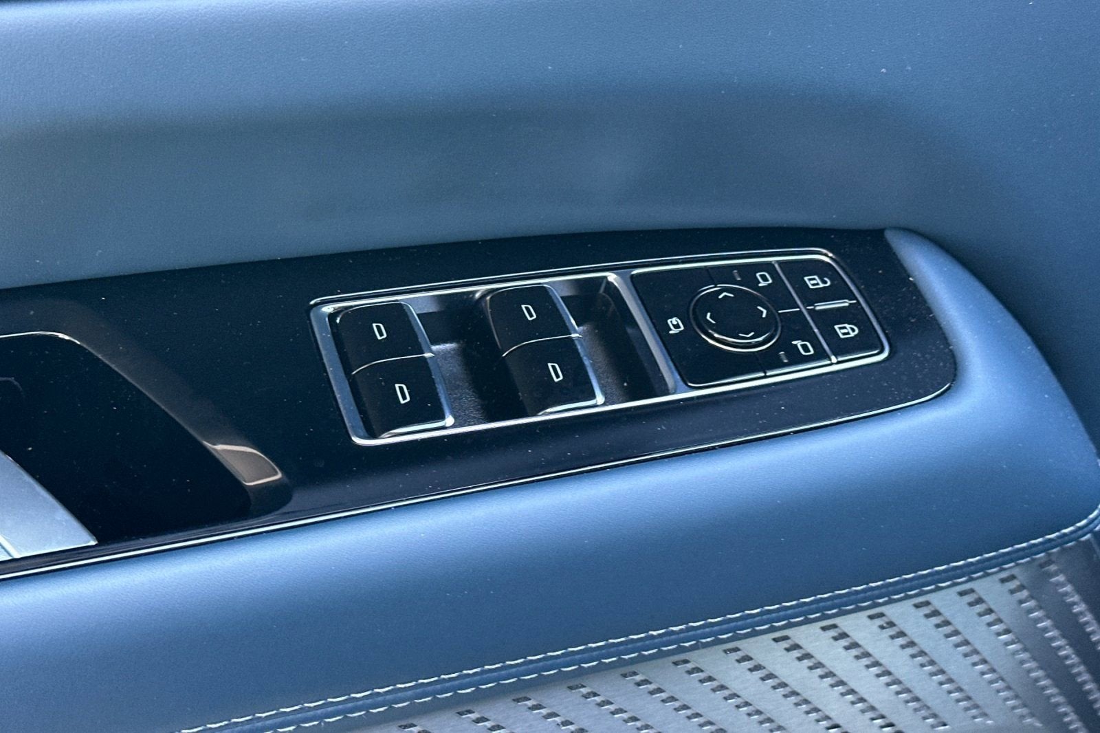 2026 Cadillac ESCALADE IQL Premium Sport