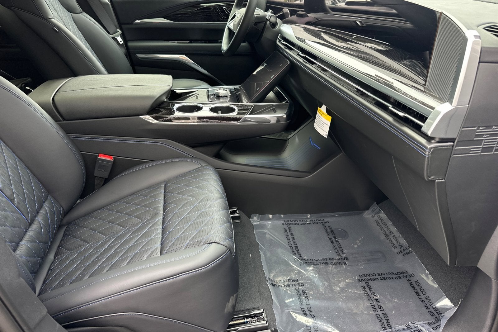 2025 Cadillac ESCALADE IQ Luxury 1