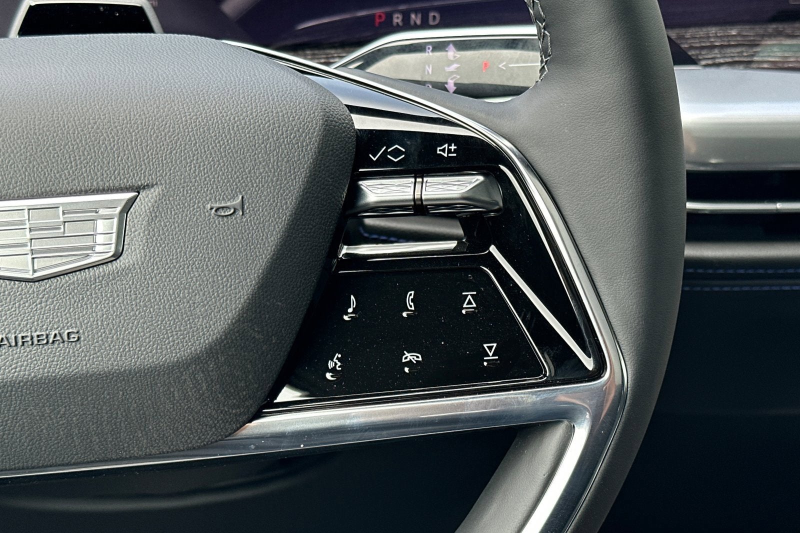 2025 Cadillac ESCALADE IQ Luxury 1