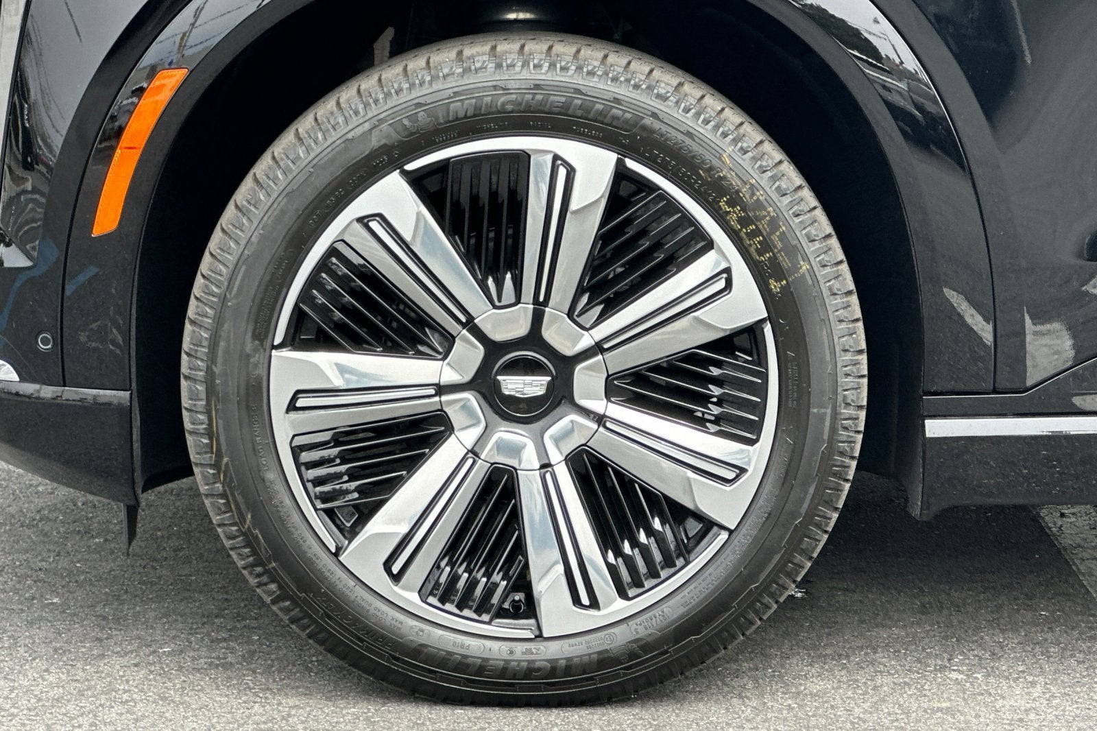 2025 Cadillac ESCALADE IQ Luxury 1