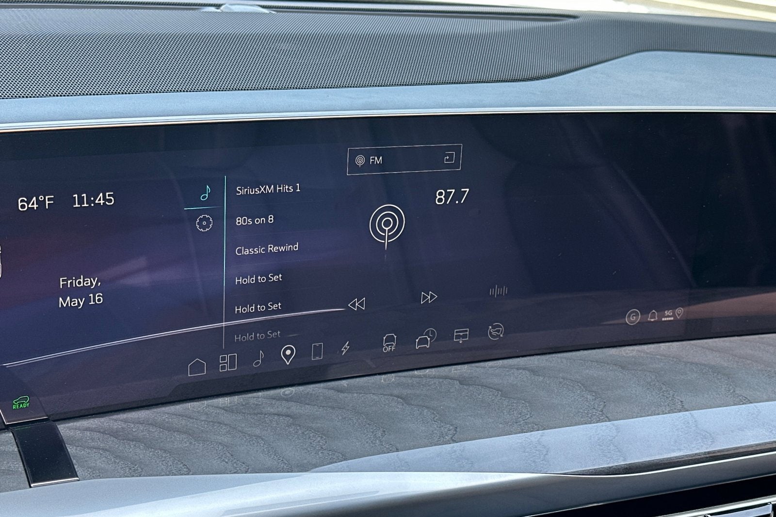 2025 Cadillac ESCALADE IQ Luxury 2