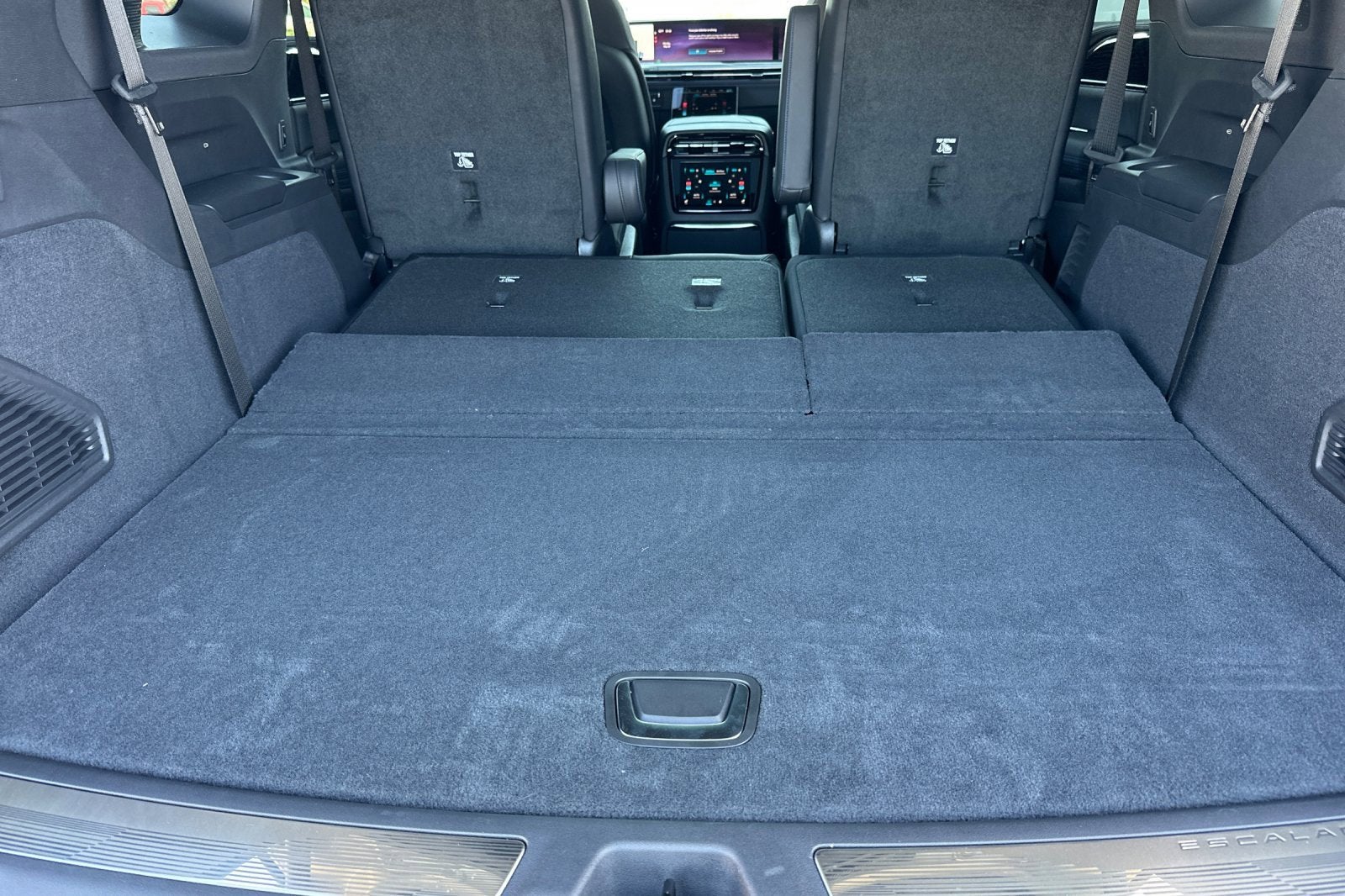 2025 Cadillac ESCALADE IQ Sport 1