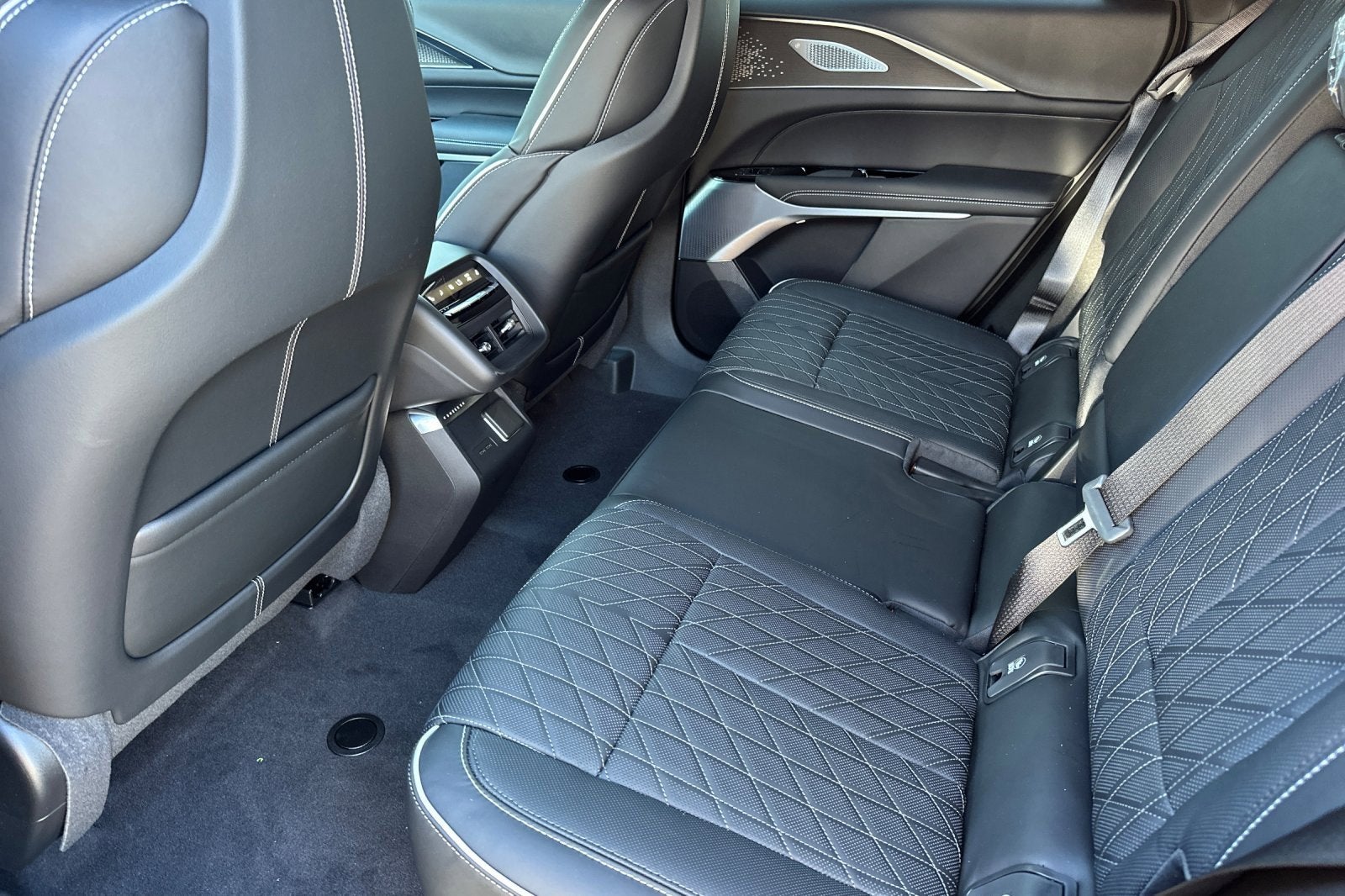 2026 Cadillac LYRIQ V-Series Premium