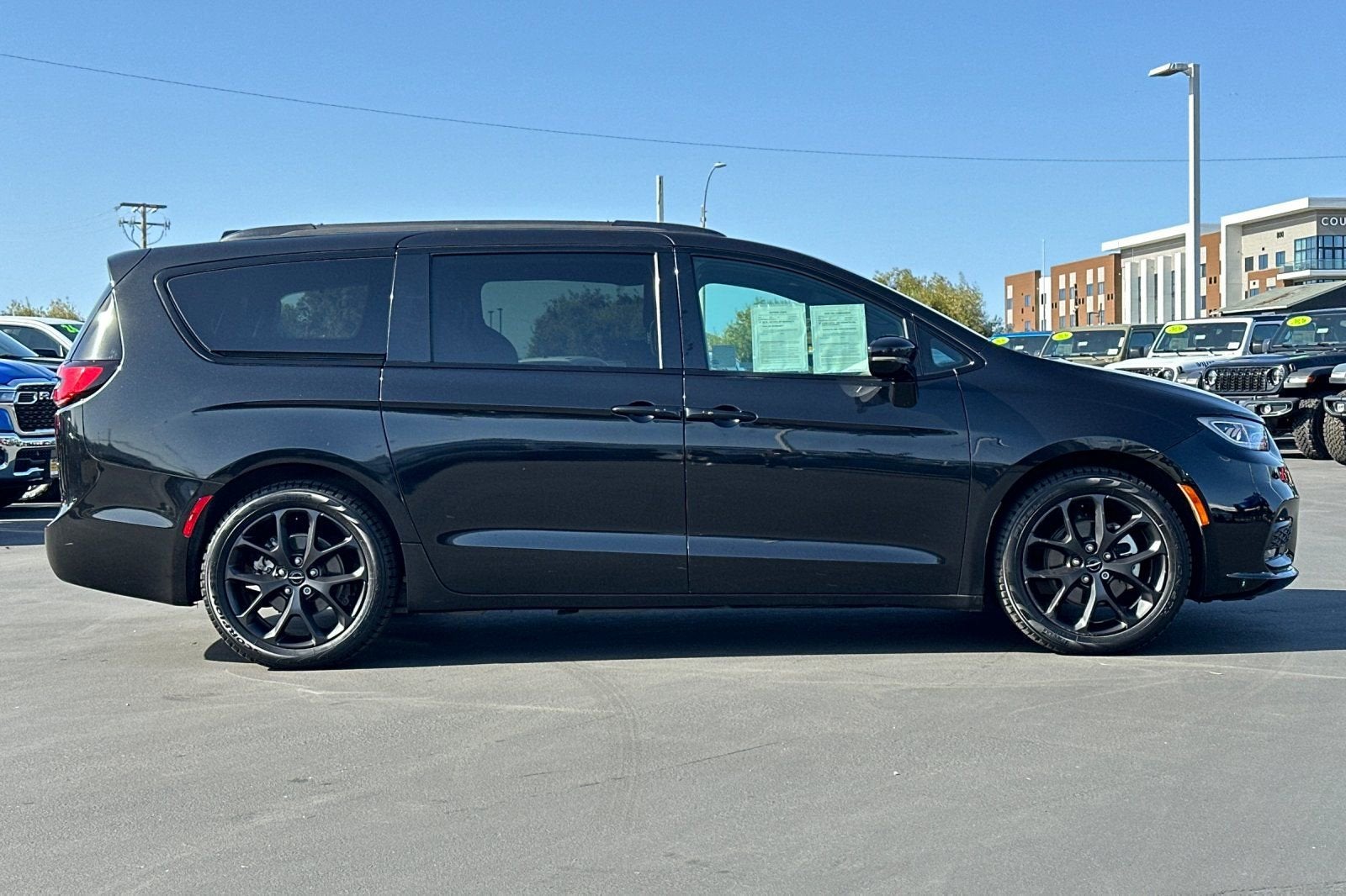 2021 Chrysler Pacifica Touring L