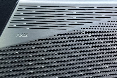 2025 Cadillac OPTIQ Luxury 1