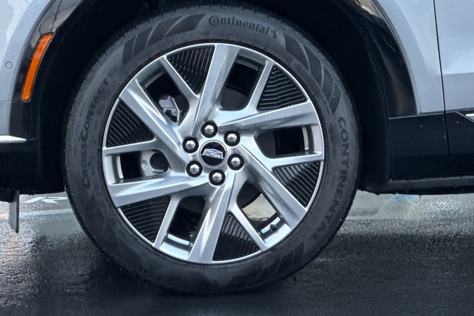 2025 Cadillac OPTIQ Luxury 1