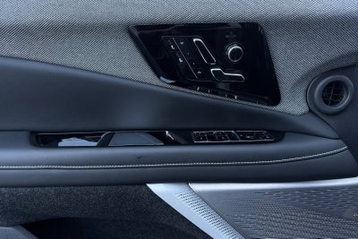 2025 Cadillac OPTIQ Luxury 1