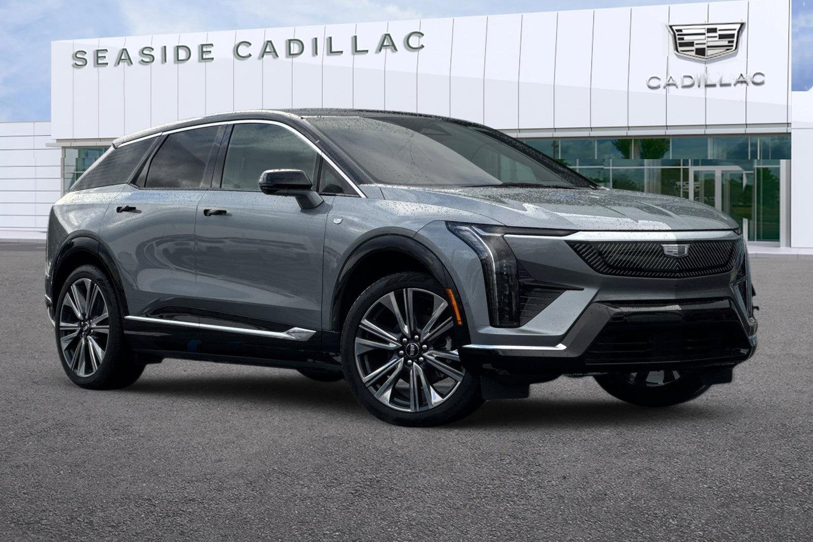 2025 Cadillac OPTIQ Luxury 2