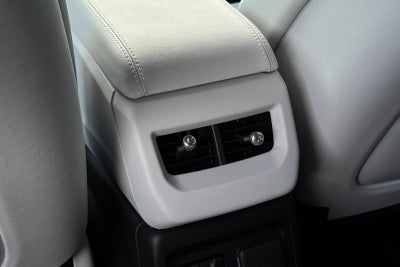 2025 Cadillac OPTIQ Luxury 2