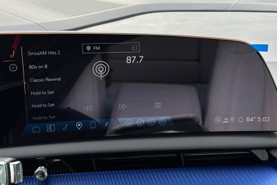 2025 Cadillac OPTIQ Luxury 2