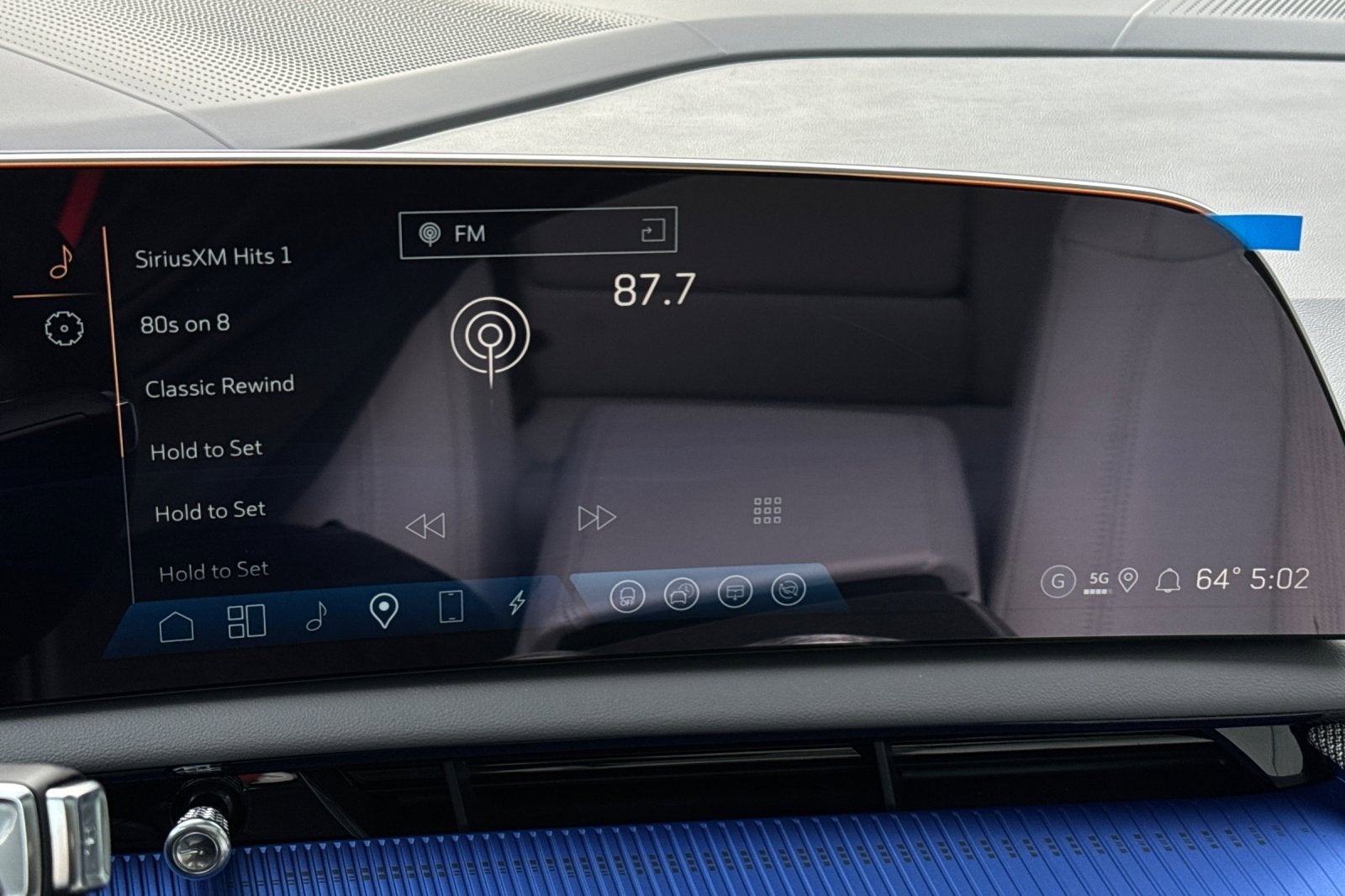 2025 Cadillac OPTIQ Luxury 2