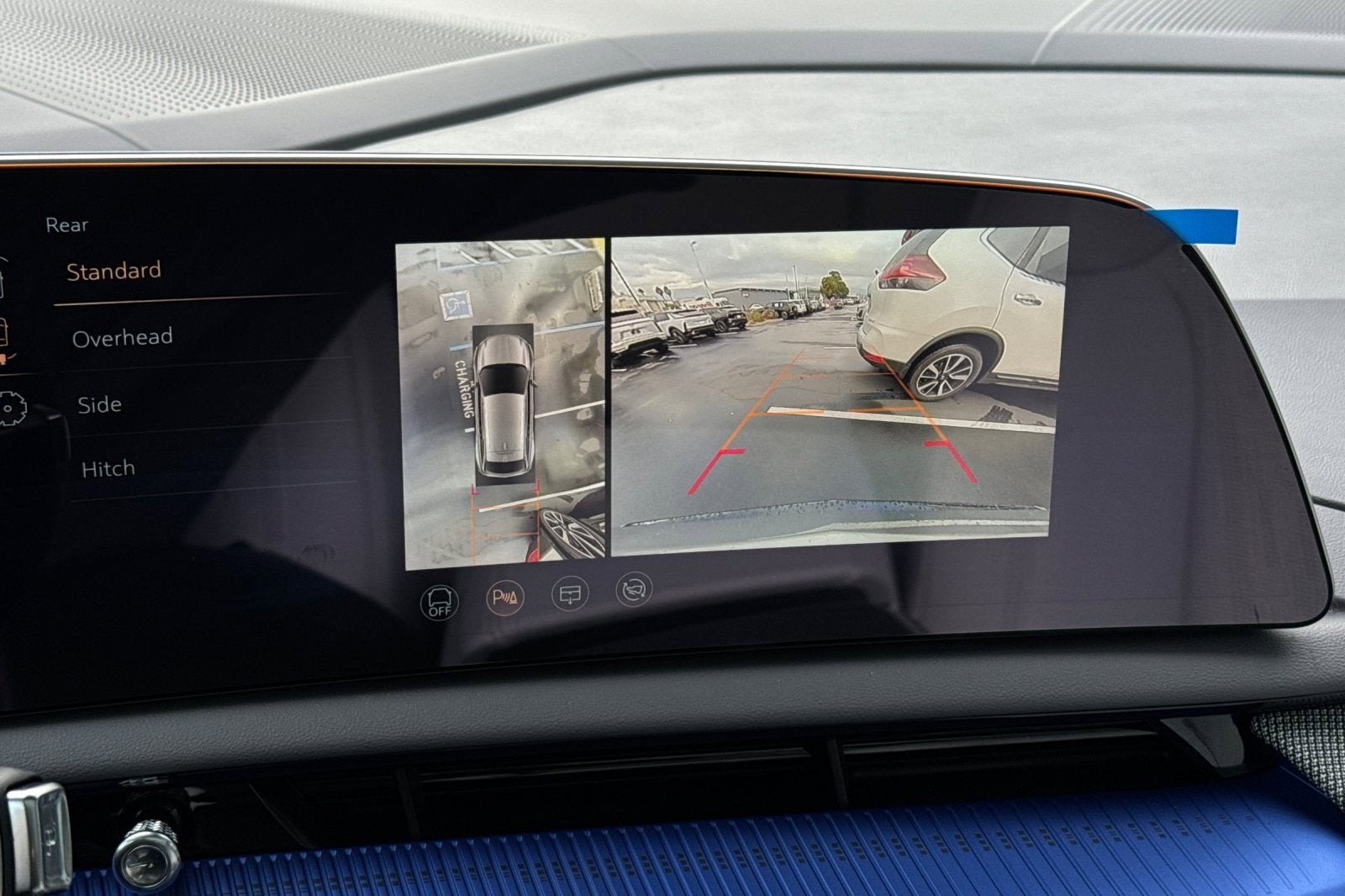 2025 Cadillac OPTIQ Luxury 2