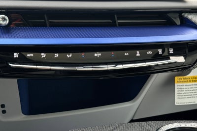 2025 Cadillac OPTIQ Luxury 2