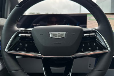 2025 Cadillac OPTIQ Luxury 2